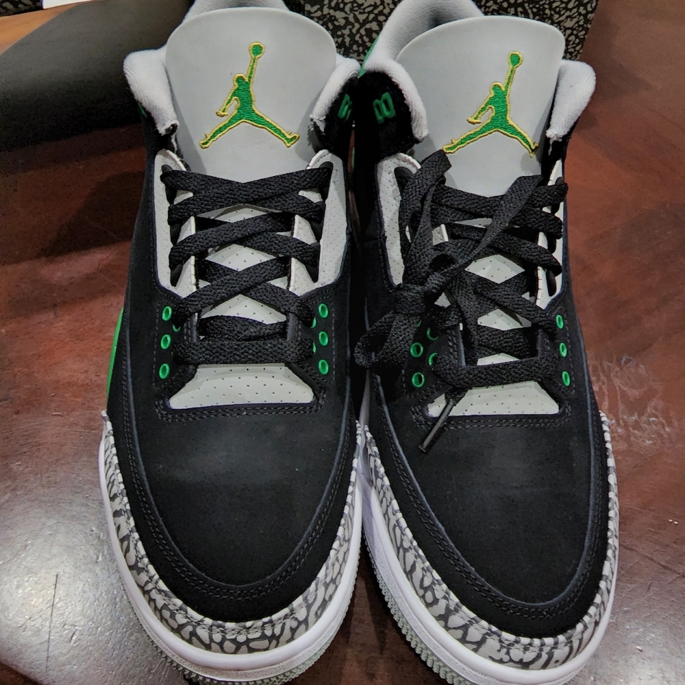 Air Jordan 3 Retros